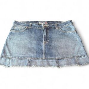 OLD NAVY Spring ‘05 Y2K Ultra Low waist 100% Cotton  Denim Skirt Size 16